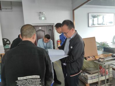 龍港市開展印刷業安全生產聯合巡查行動，聚焦包裝裝潢印刷品印刷環節